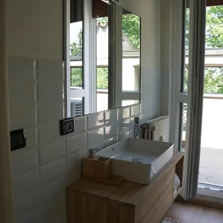 La Rotonda 2 Con Terrazza In Centro Maison d'hôtes