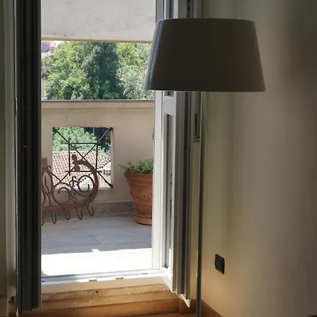 La Rotonda 2 Con Terrazza In Centro Pavie